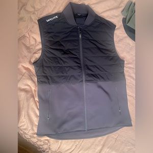 Mens Macade golf vest